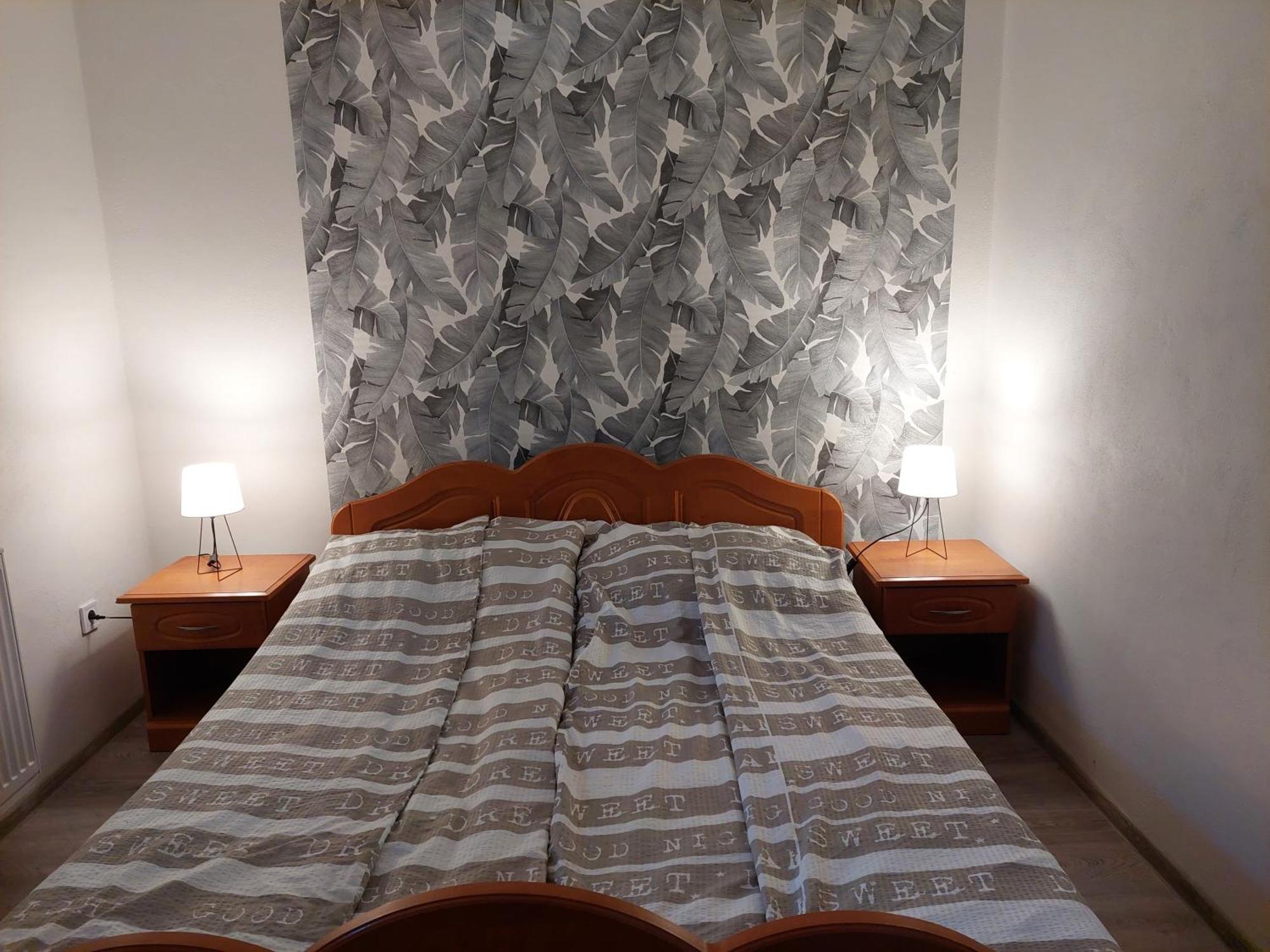 Silver Apartment Zadiel