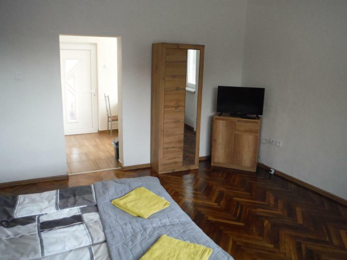 Apartment Silver Zadiel